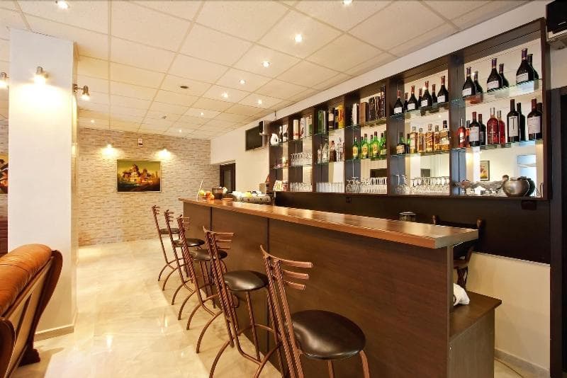 Hotel Cheap main