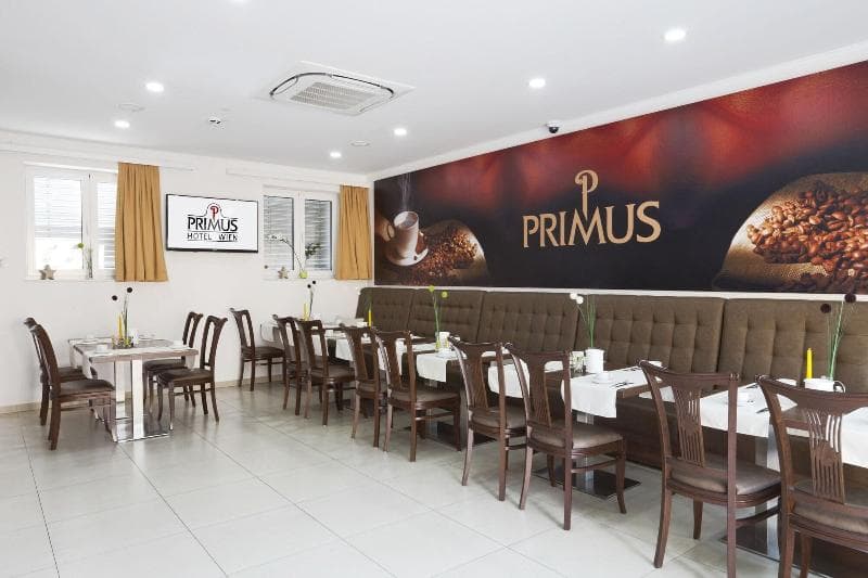 Primus Hotel & Apartments main