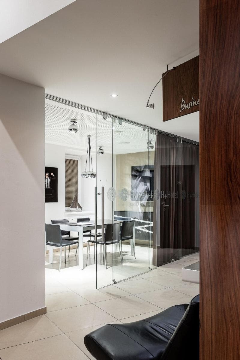 H+ Hotel Ried main