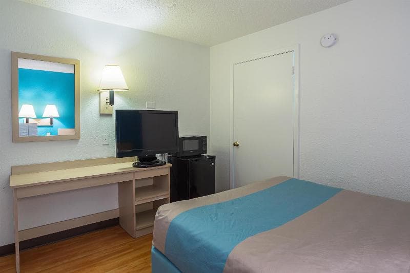Motel 6 Jackson MS 2