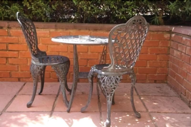 Glenda S Guest Suites 5