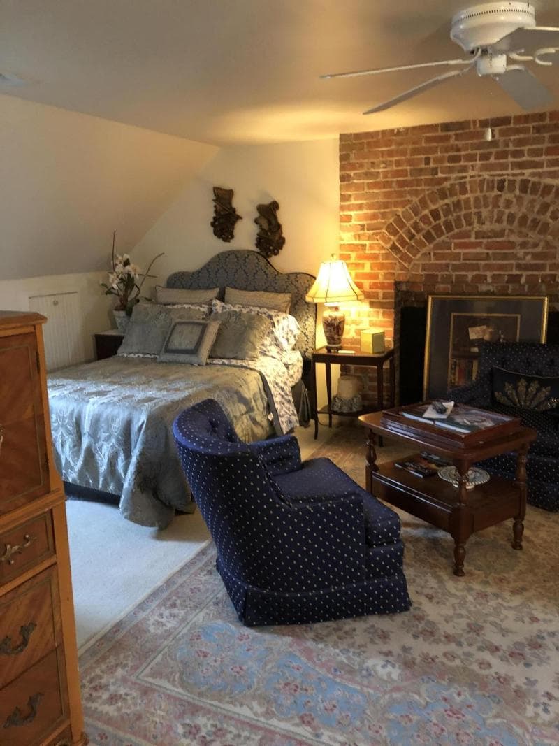 Angie's B&B 3