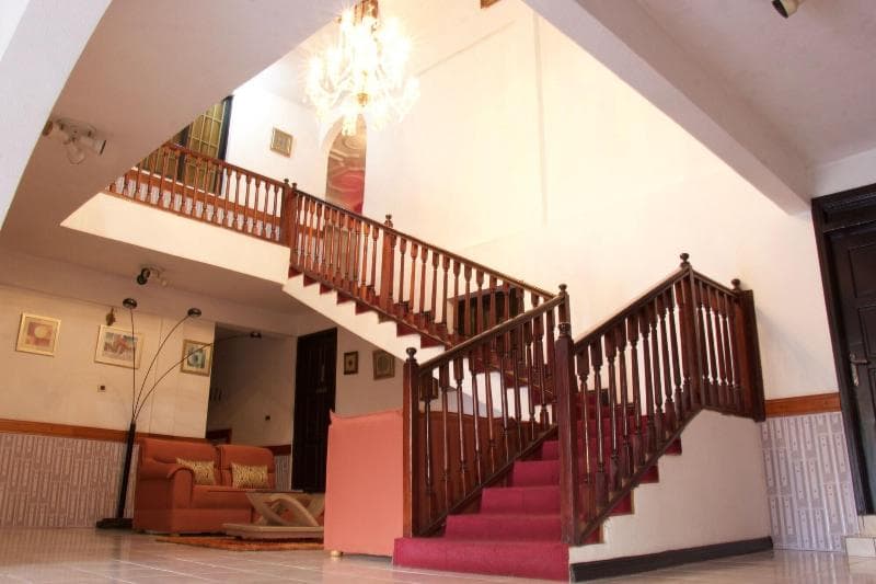 Hill View Hotel Mccarthy Hills 5
