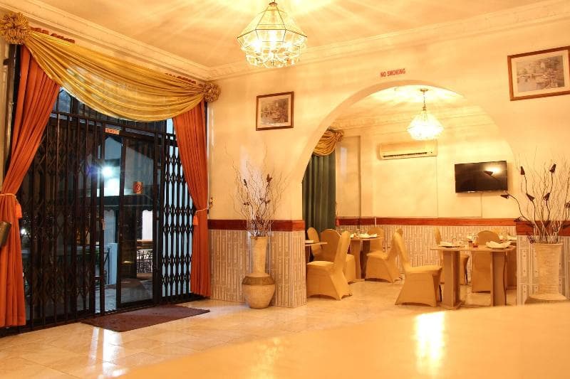 Hill View Hotel Mccarthy Hills 3