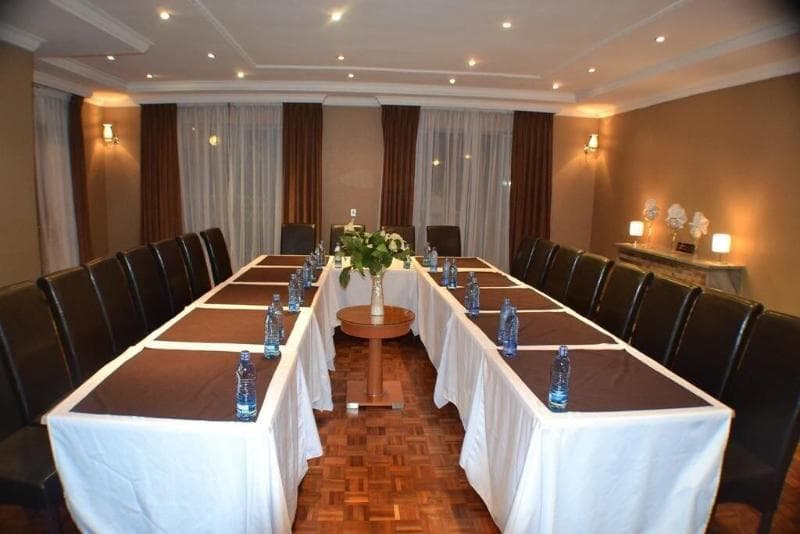 Fasil International Hotel main