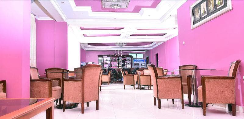 Adam's Hotel 5