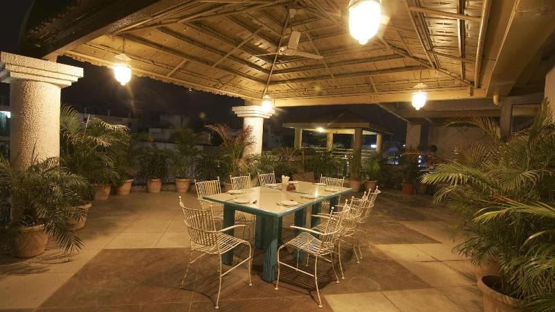 Hotel Amrta 5