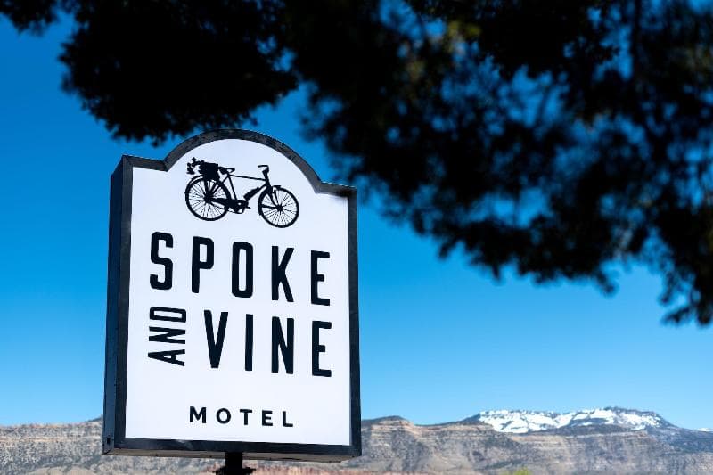 Spoke And Vine Motel 4