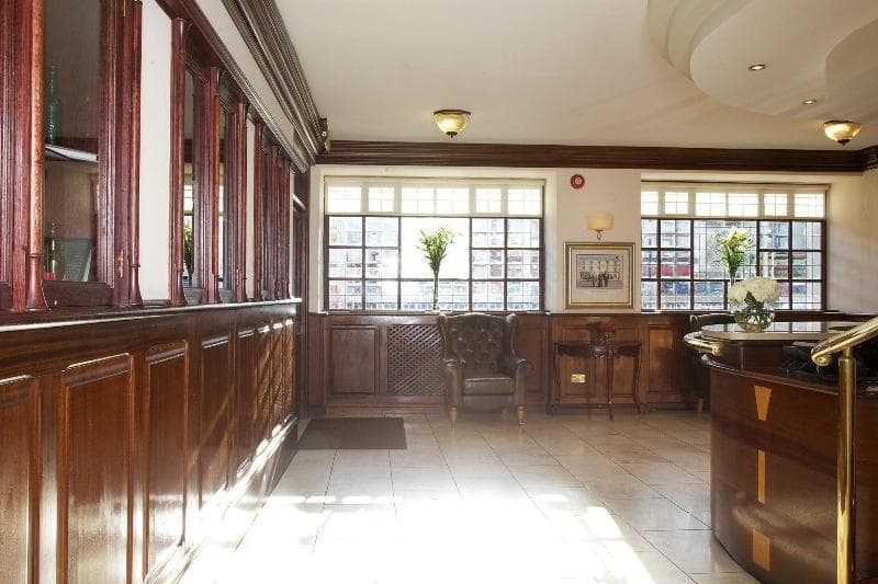 Hayes Hotel 5
