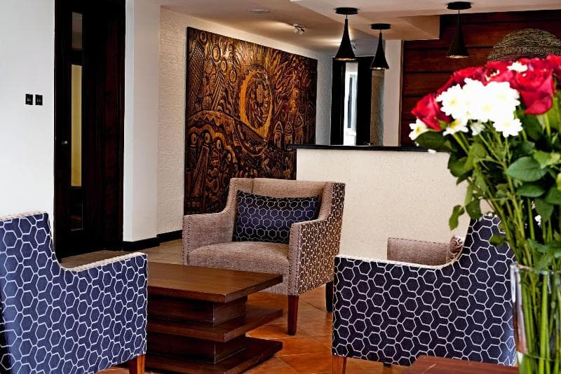 Magna Hotel & Suites 5