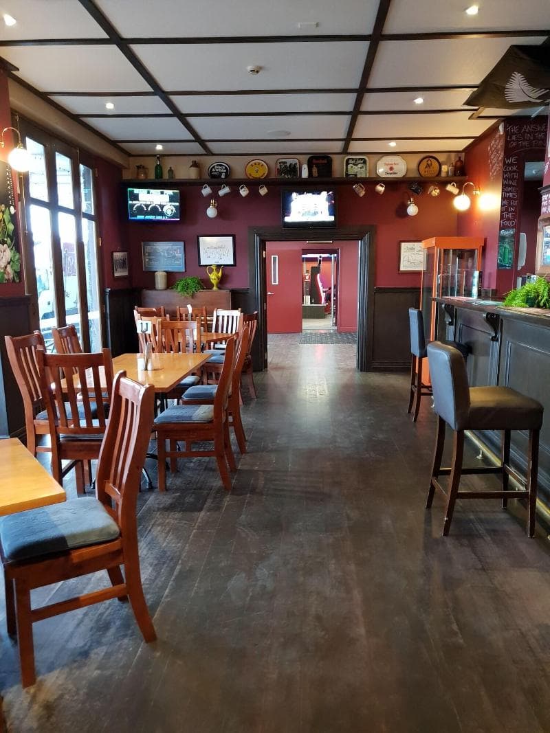 Horse And Jockey Inn 3