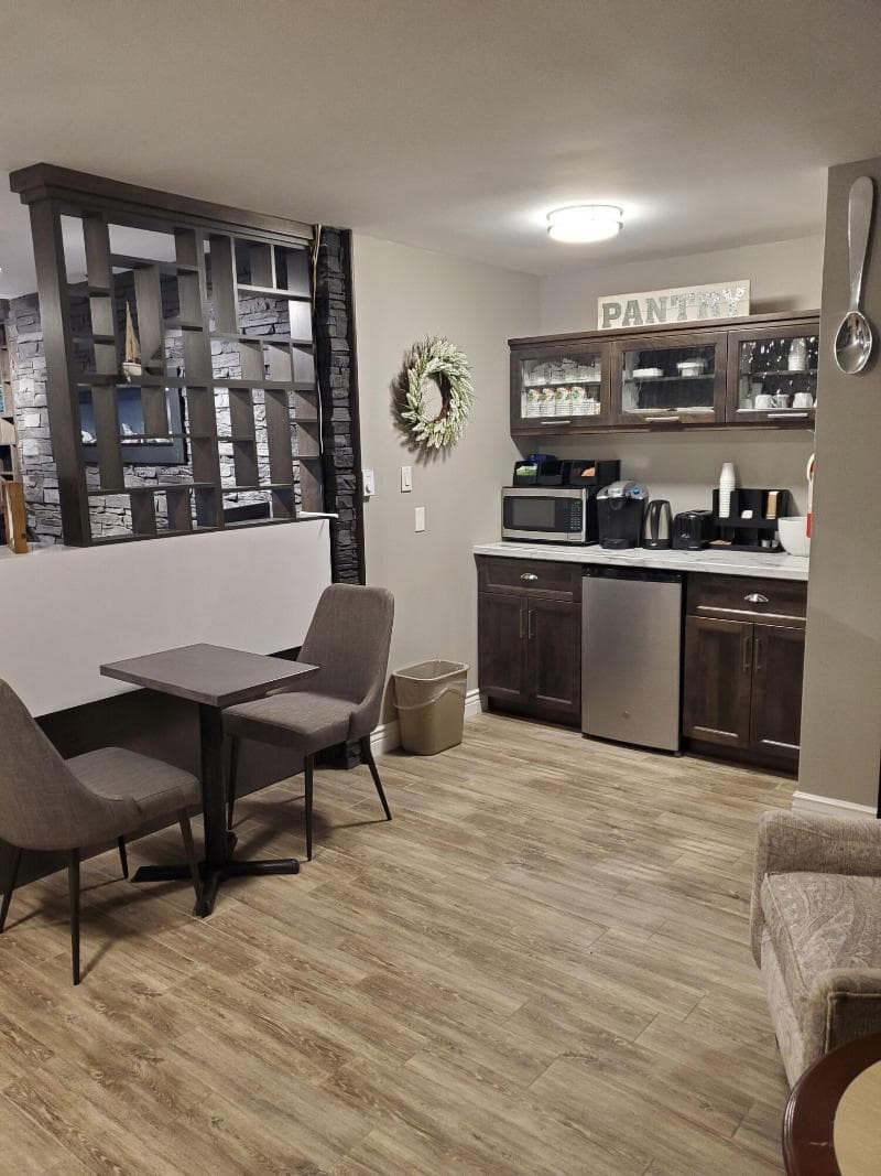 Newfound Inn & Suites photo 1