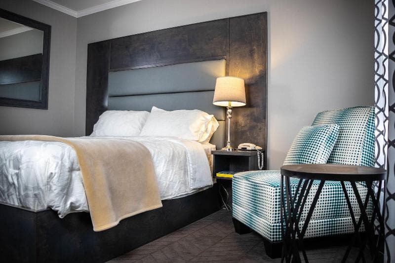 Newfound Inn & Suites 3