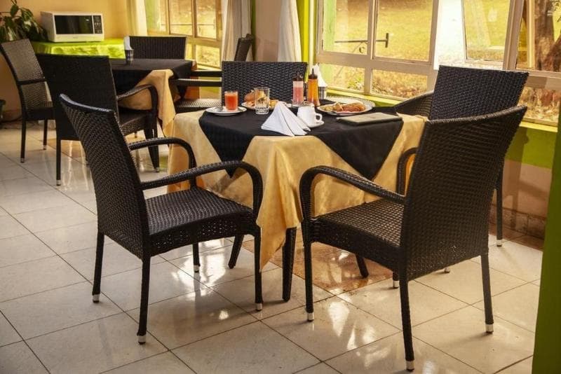Greenvale Hotel 3