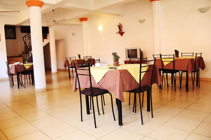 Hotel Red Rose photo 1