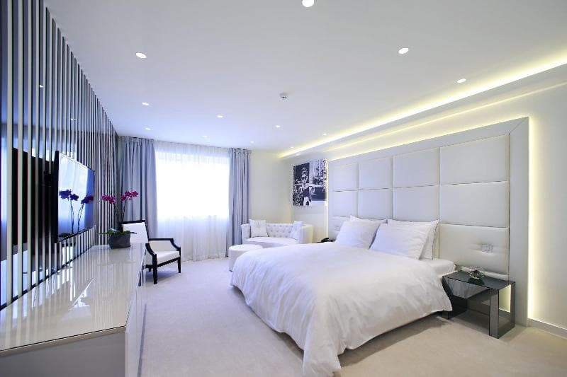 Hotel 9 5