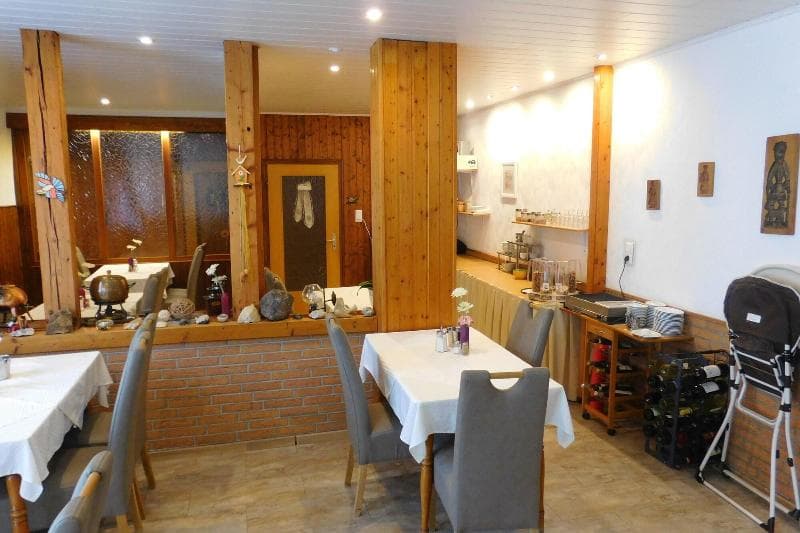Hotel Pension Am Kurmittelhaus 5