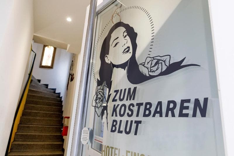 Koncept Hotel Zum Kostbaren Blut 3