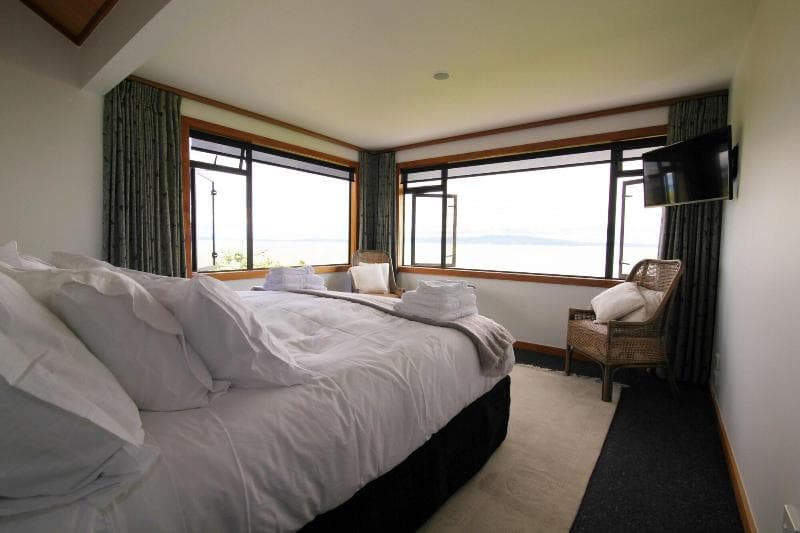 Te Puru Beach Lodge (Adults Only) main