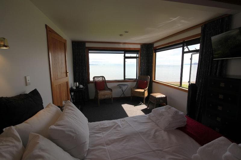 Te Puru Beach Lodge (Adults Only) 5