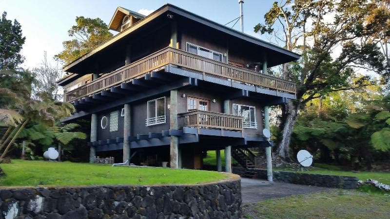 Volcano Acres Ranch Bed And Breakfast 5