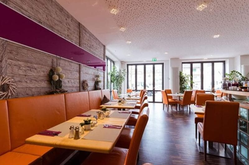 Hotel Arooma 5