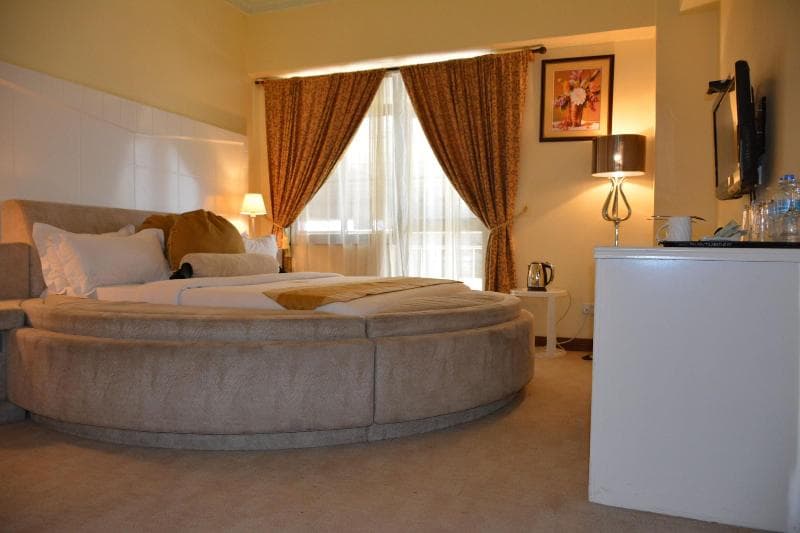 Gold Crest Hotel 5