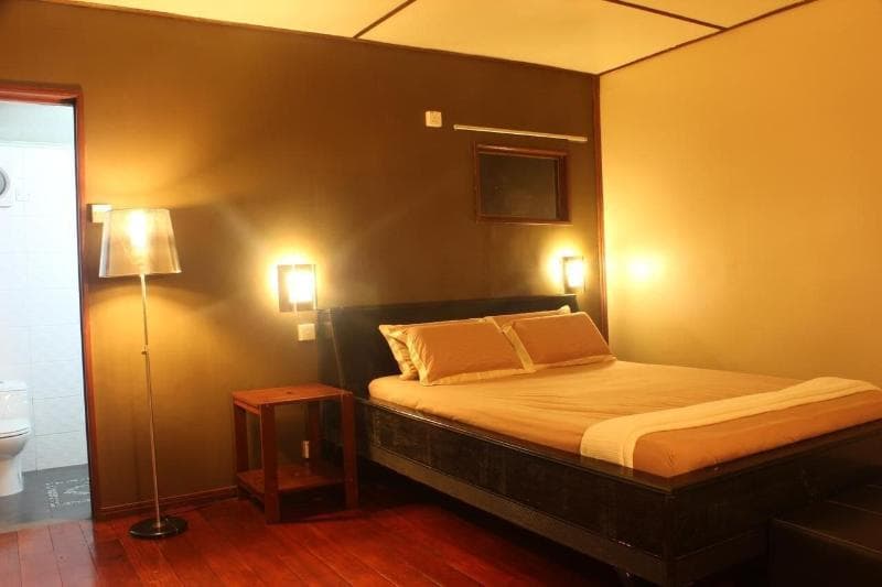 The Last Frontier Boutique Resort 5