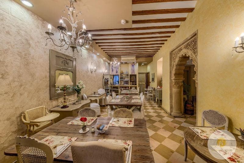 Hotel Argantonio main