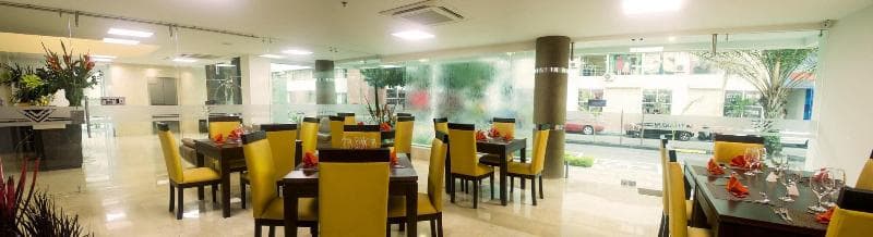 Hotel Titanium Plaza 2
