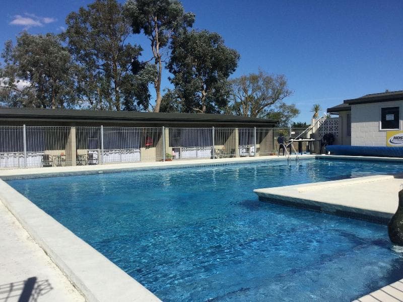 Thornton Lodge Motel 4