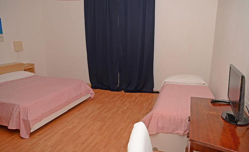 Hotel Kinda 3