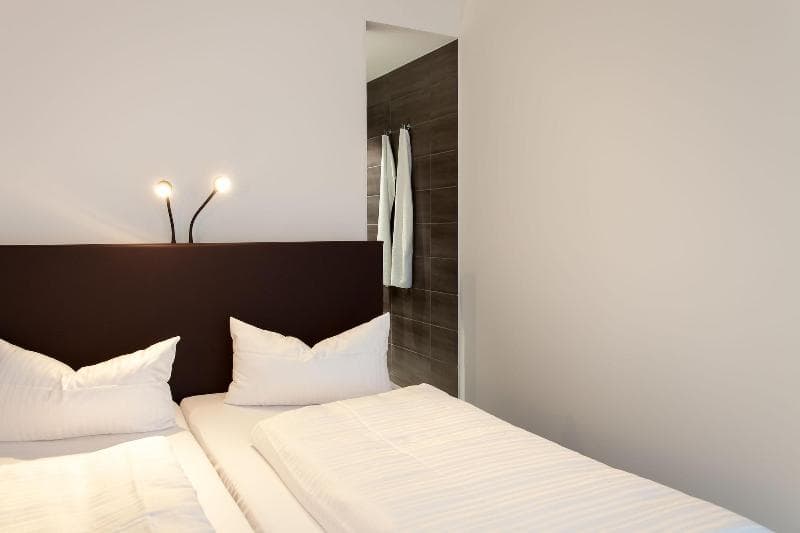 Tobbaccon Hotel 5