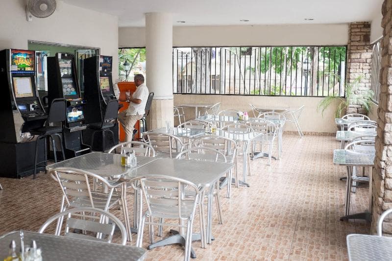 Hotel Latino 2