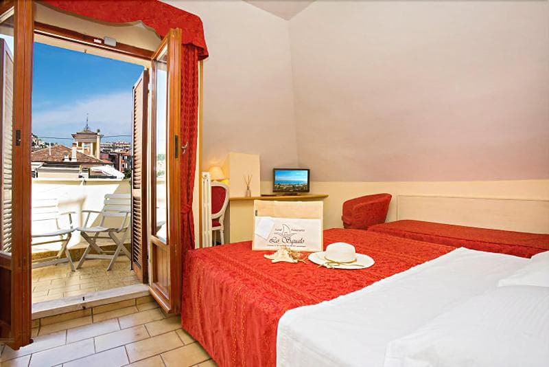 Hotel Lo Squalo 5