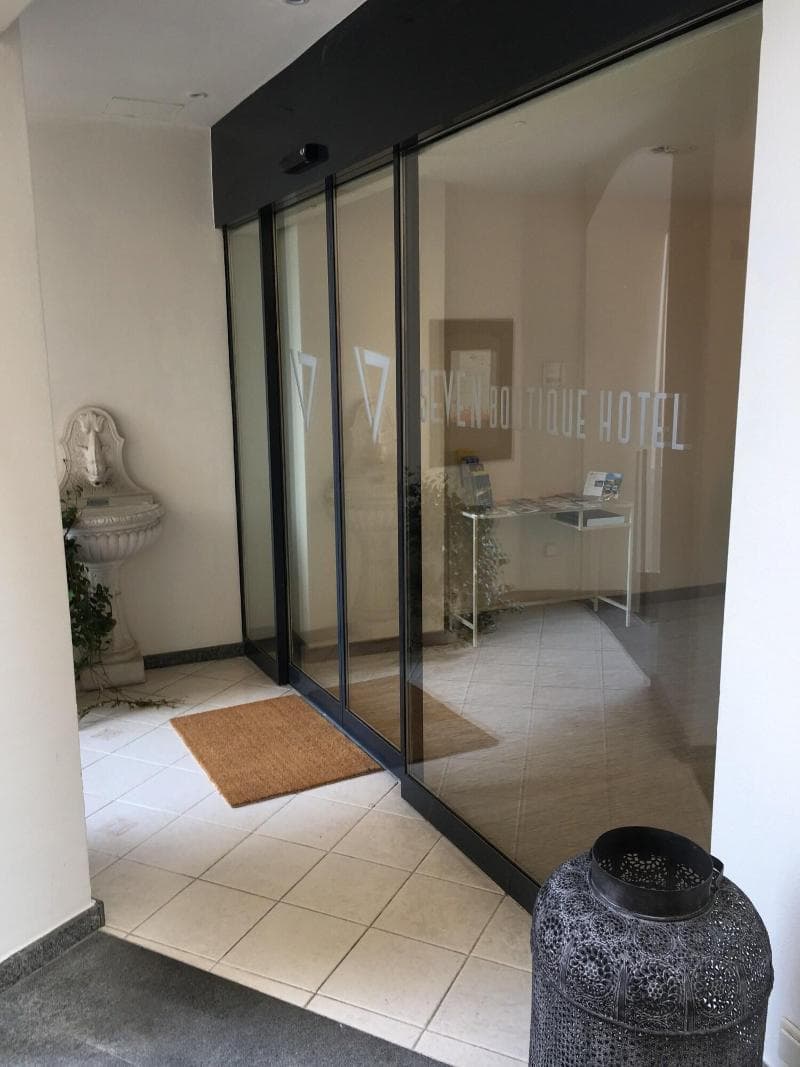 Seven Boutique Hotel 5