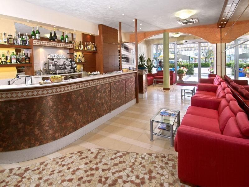 Hotel Odeon main