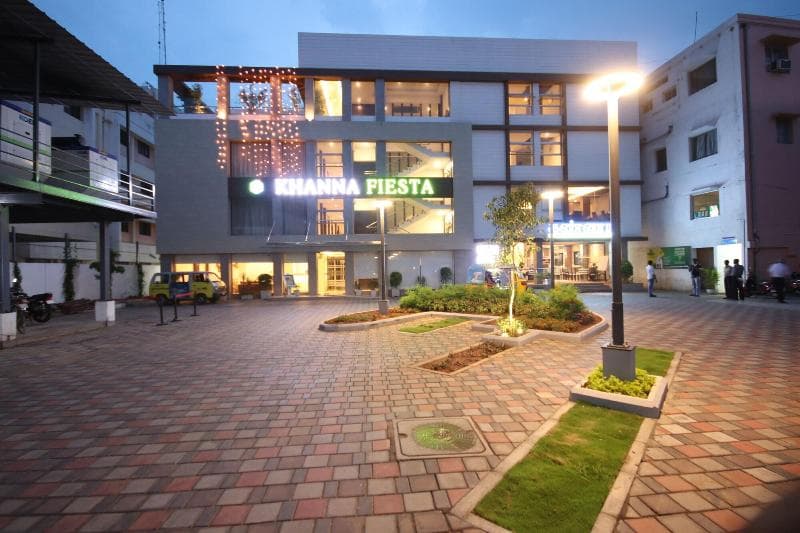 Hotel Khanna Fiesta 4