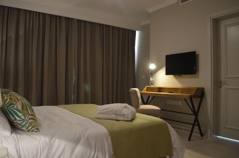 Cesca Boutique Hotel 5