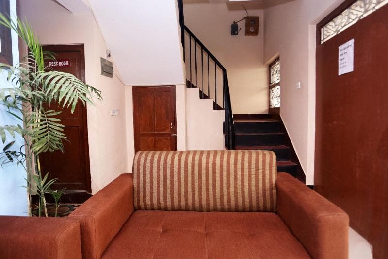 Hotel Rising Home main