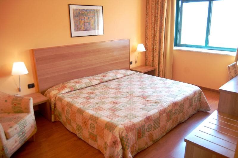 Romanisio 5