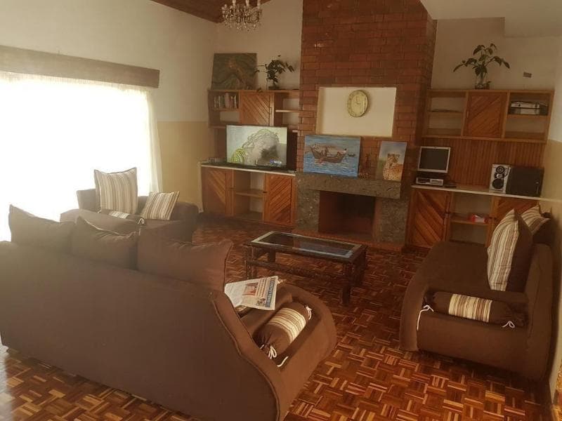 Village Villa 4