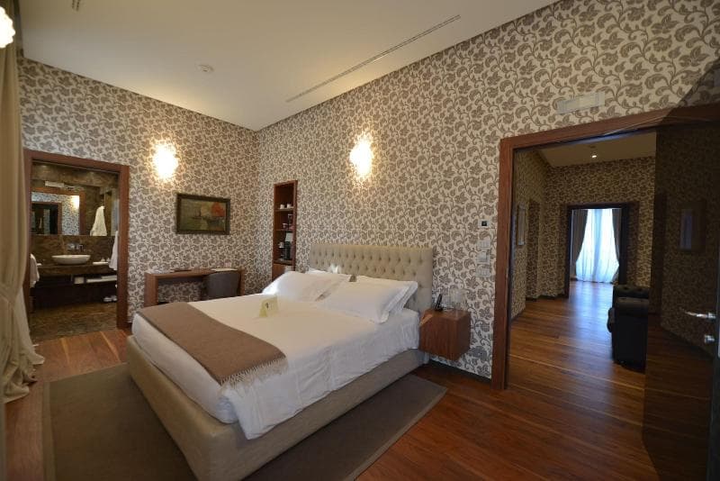 Villa Lario Resort Mandello 3