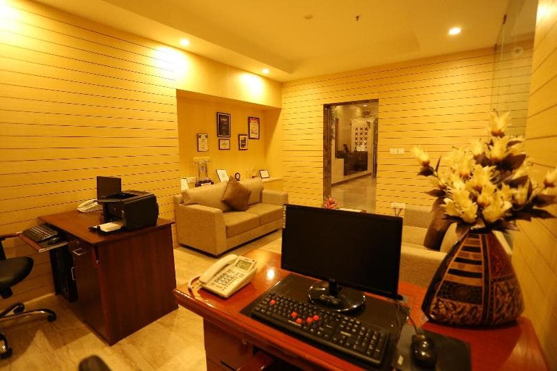 Sivaraj Holiday Inn main
