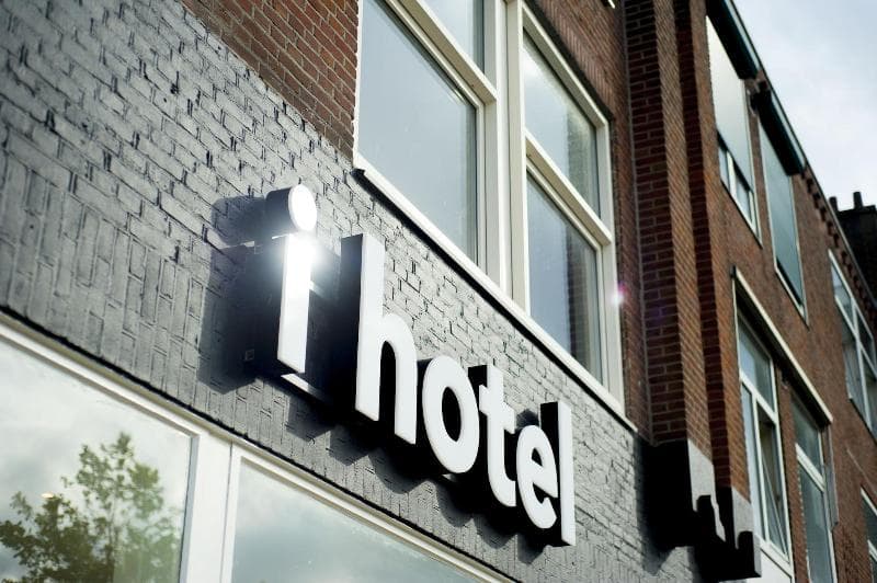 I Hotel 4