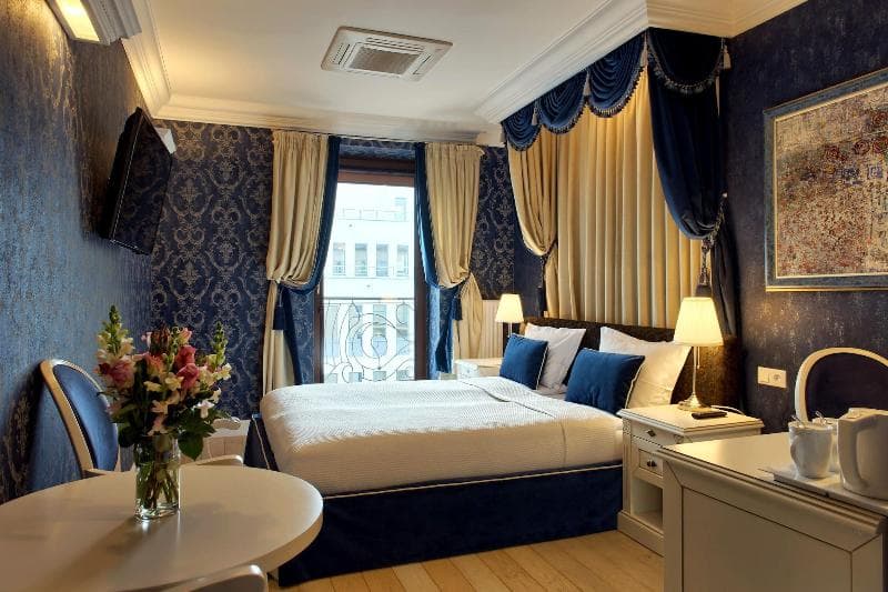 Sleepwalker Boutique Suites 5