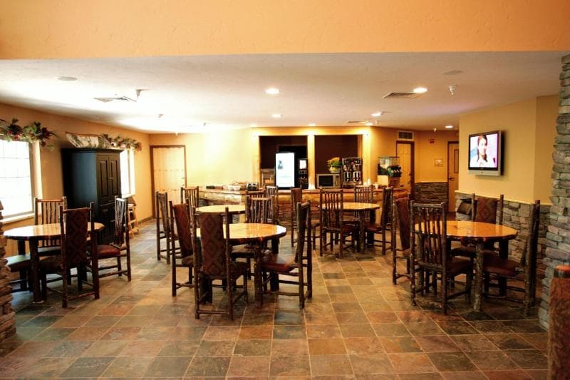 Whitefish Lodge And Suites 2