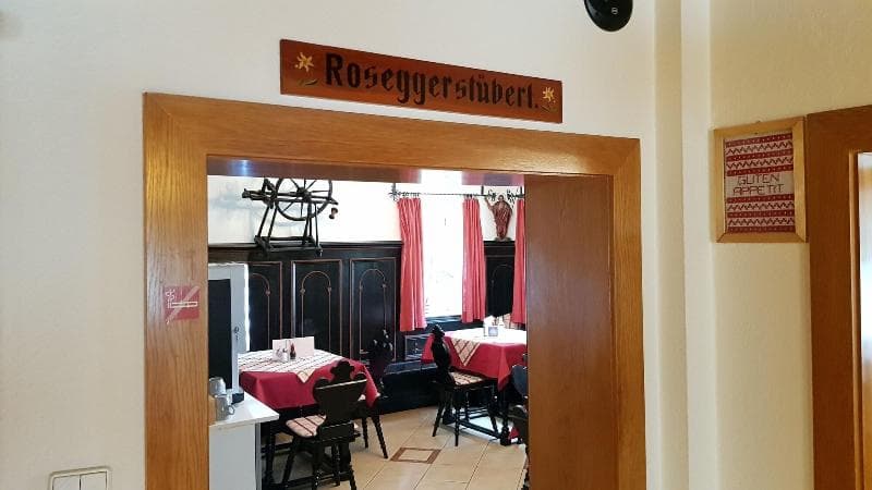 Roseggerhof 3