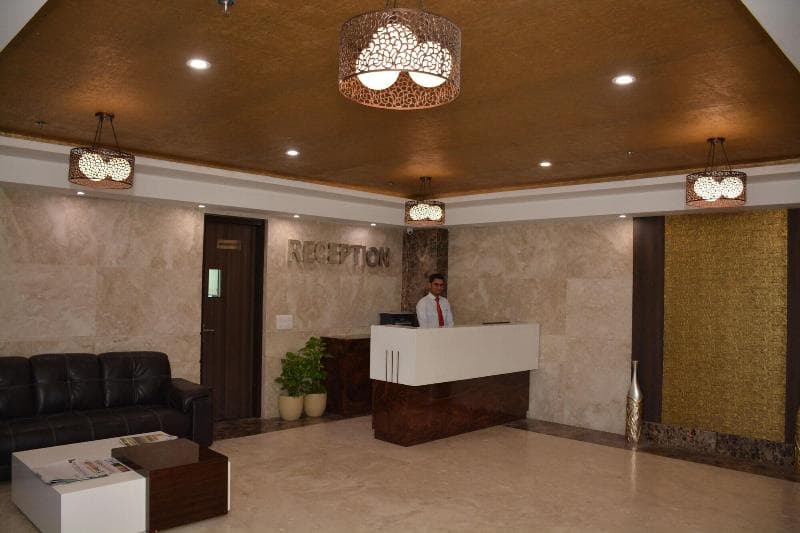 Hide Away Suites 4