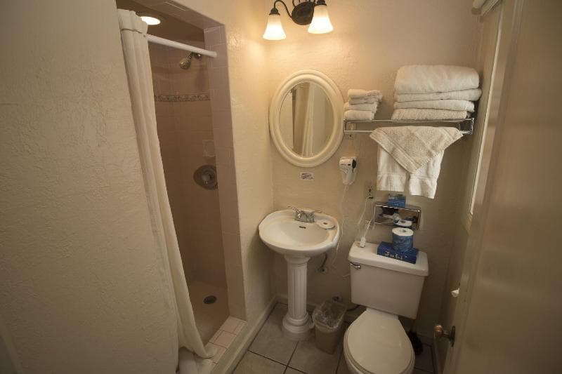 Capitola Venetian Hotel 5